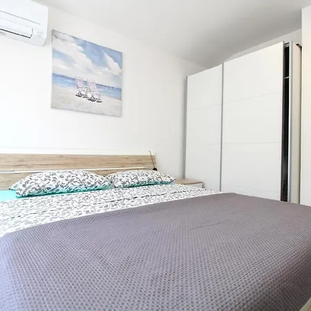 Holiday home Fuer 8 Personen Ca 125 Qm In Fazana, Istrien Istrische Riviera