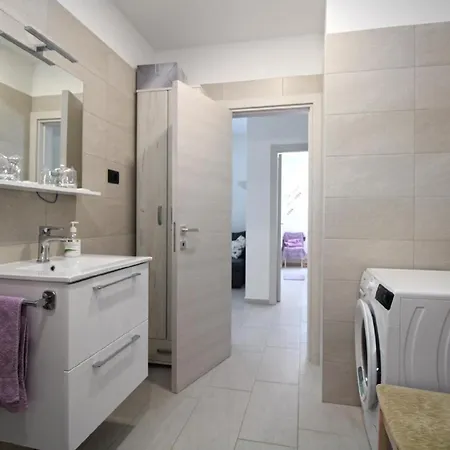 Fuer 8 Personen Ca 125 Qm In Fazana, Istrien Istrische Riviera Holiday home